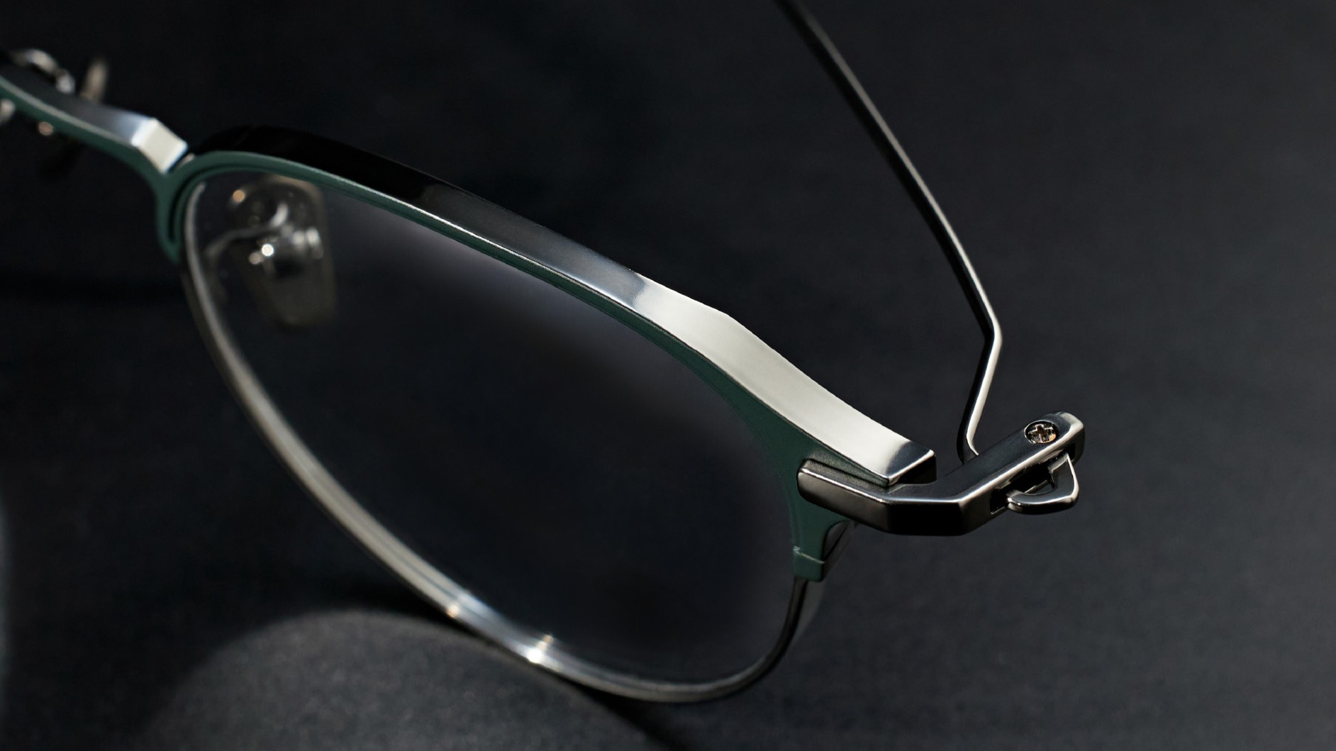 鈦金屬系列<br>了解更多